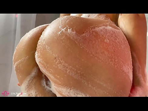 ❤️ Bruneta masturbuje kundu vibrátorem až k intenzivnímu orgasmu ve sprše ️ Sex video u cs.teenactivewear.ru